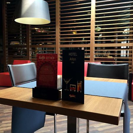 Hotel Arlon Bagian luar foto
