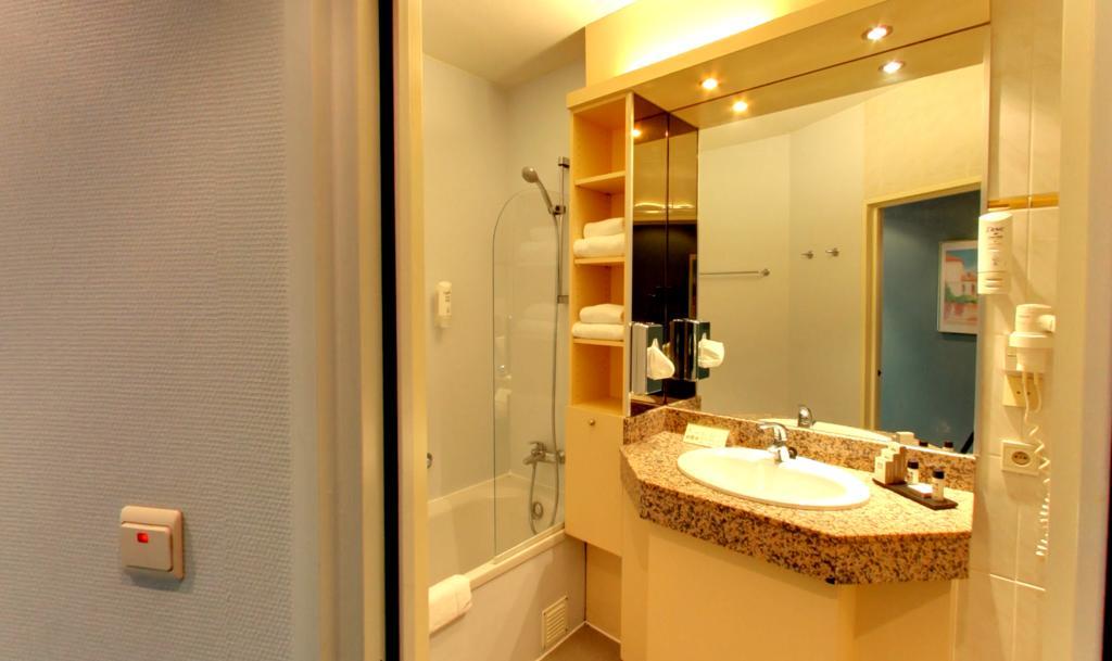 Hotel Arlon Bagian luar foto