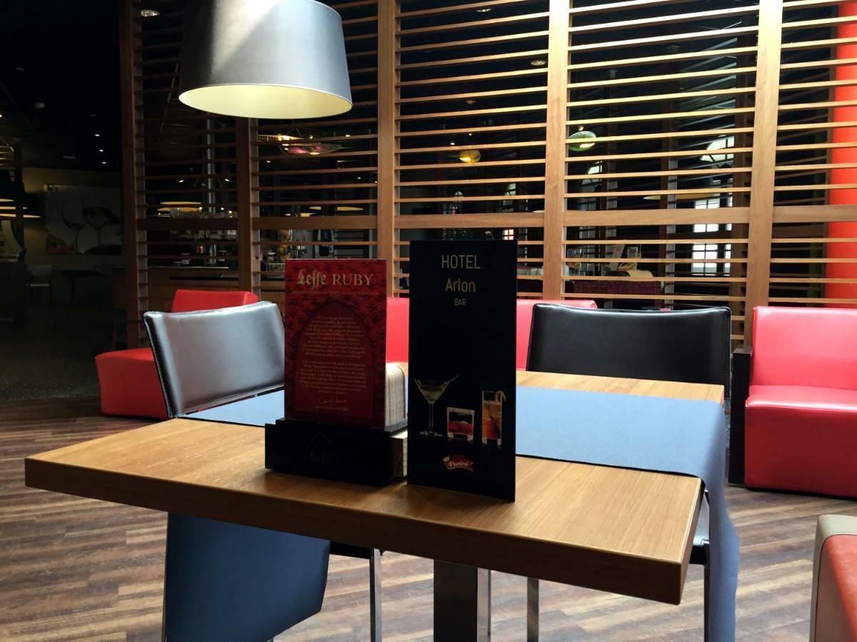 Hotel Arlon Bagian luar foto